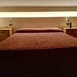 Des Alpes Hotell