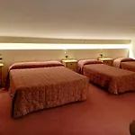 Hotell Des Alpes 3*