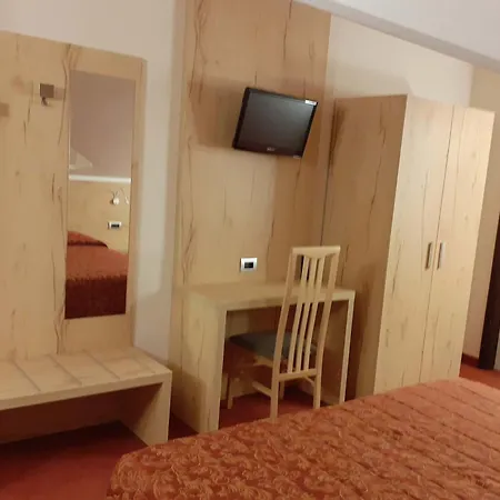 Des Alpes Hotell Castione della Presolana